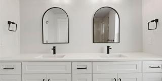 Brand New 3BD, 4BA Half-Duplex in Villa Park with Back Yard Gallery 18
