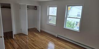 19 OAK ST Gallery 13