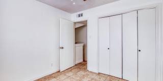 2012 Amy Sue Drive unit: B Gallery 42