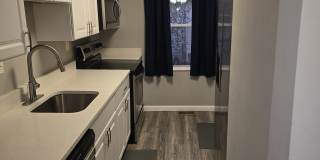 1758 Brookside Dr Gallery 1