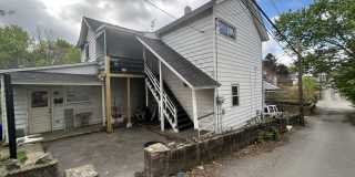 717 E Elm Street Gallery 1