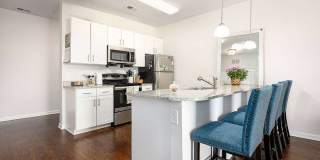 Kirkwood Place Gallery 16