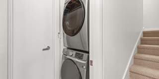 262 Eastwood Drive Gallery 39