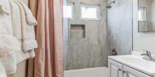 2147 Guizot Gallery 14