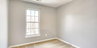 25242 DUNVEGAN Square Gallery 22