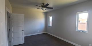 Just Like New!!  Great 3 bedroom 2.5 Bath duplex Gallery 10