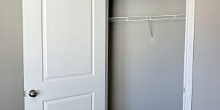 5150 Bakers Spg St Gallery 10
