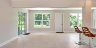 2001 Collier Avenue Gallery 6