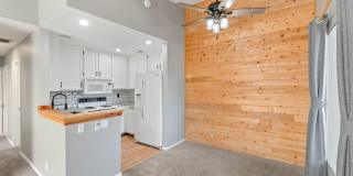 Rancho San Diego- Beautiful Mirasol Complex- 2 bed / 2 bath Upstairs Condo w A/C, Laundry + Parking- Summer Special! $750 OFF YOUR FIRST MONTH - Gallery 5