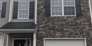 End Unit Town Home in Waynesboro, PA! Gallery 1