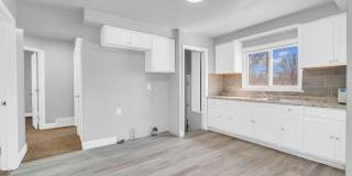 13900 Sussex Street Gallery 12