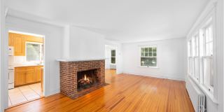 12 Roosevelt Road Gallery 8