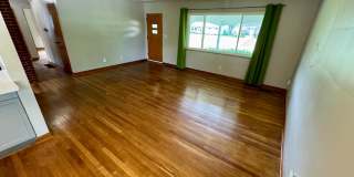 3 Bedroom - Upper Arlington Gallery 5
