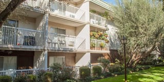 eaves Mountain View at Middlefield Gallery 29