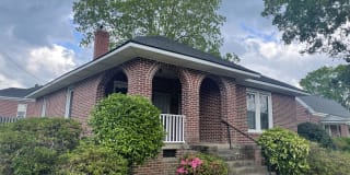 213 Kitson Street Gallery 1