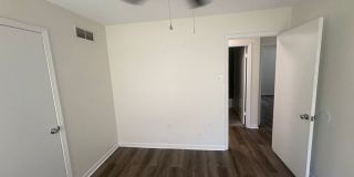 3201 Keystone Ave Gallery 12