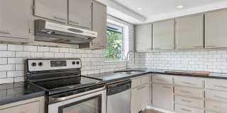 11000 Northeast 9th Avenue Gallery 5