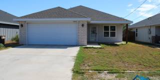 Updated 3-Bed, 2-Bath near LVHS for Rent Gallery 1