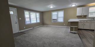 2 Bedroom Home in Normal Gallery 4
