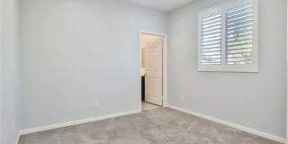 6746 N Glasner Gallery 17