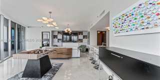 5959 Collins Ave Gallery 8
