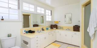 Winter Lease in Exclusive Peninsula Point Neighborhood. No yearly leases! Gallery 22