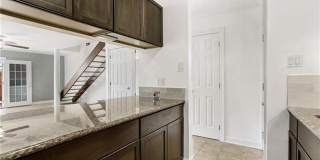 1401 LAKE Avenue Gallery 8