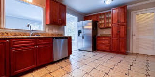 Beautiful Tri Level Home in Vanstory Hills Gallery 4
