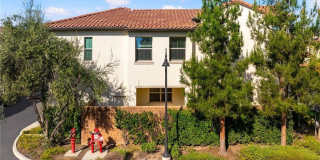 117 Henson Gallery 43