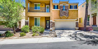 4 Bedroom, 3 Den West Side Home Gallery 1