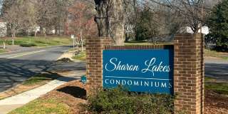 1 Bd/1 Bth 2nd floor    ONLY $ 950.00 Gallery 1
