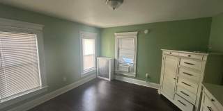 916-918 Grandview Street - 916 Gallery 14