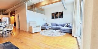 1344 W Madison Street Gallery 3