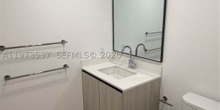 9221 E Bay Harbor Dr Gallery 23
