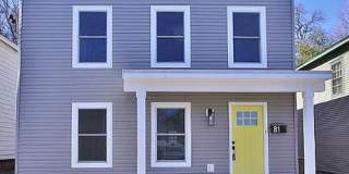 Style, comfort,  convenience---perfectly packaged! Gallery 1