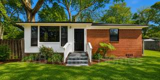 3305 Sunnybrook Ave N Gallery 1