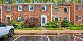 424 GREENBRIER Court Gallery 1