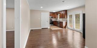 6604 vaughn Road Gallery 6