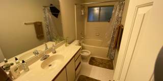 Room in 2 Bedroom Home at Sunpointe Dr Gallery 23