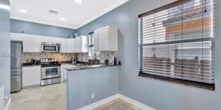 853 SW 11th Ct Gallery 22