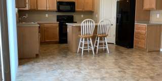 Spacious 5 Bed, 4 Bath Northgate Home with Finished Basement Gallery 5