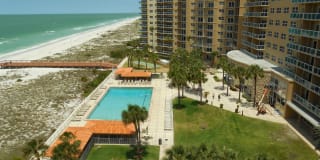 880 Mandalay Ave Gallery 1