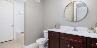 5351 Burnet Rd Gallery 2