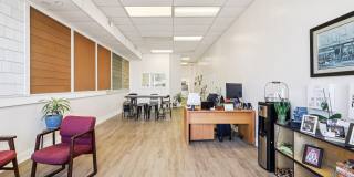 5054 LANGSTON Boulevard Gallery 5
