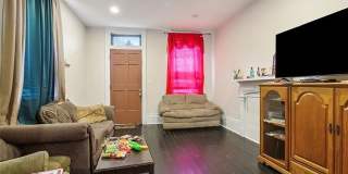 3005 BANKS Street Gallery 3