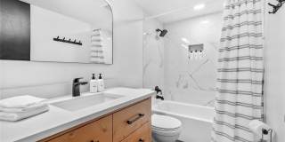 2806 W Highland Drive Gallery 20