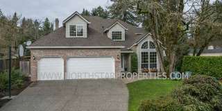 Large end of the cul-de-sac lot in the coveted Lakeridge neighborhood Gallery 1
