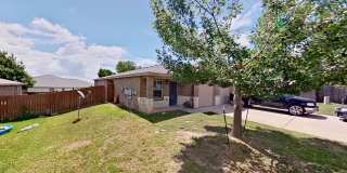 NO JUNE RENT + $1,395 RENT DUPLEX IN HARKER HEIGHTS! Gallery 4