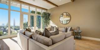 Stunning Fully-Furnished Harbor Ridge View Estate Gallery 5