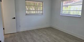 FOR RENT!!! SIMPLY STUNNING AND SPACIUS 3 BED 2 BATH SINGLE FAMILY HOME.. Gallery 25